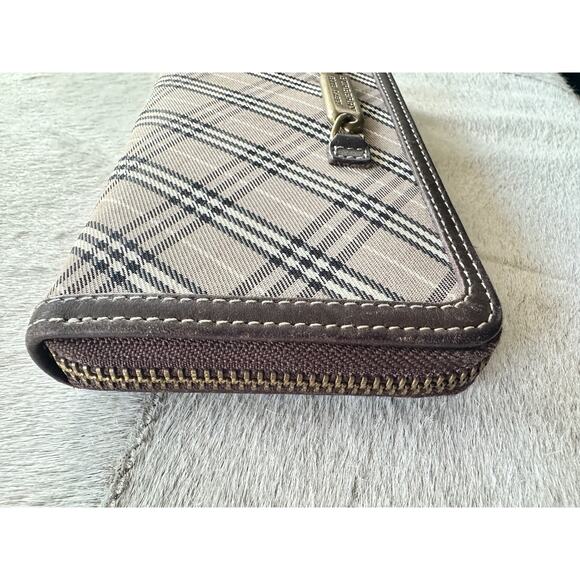 Burberry Blue Label Plaid Zip Around Long Wallet - Picture 7 of 13